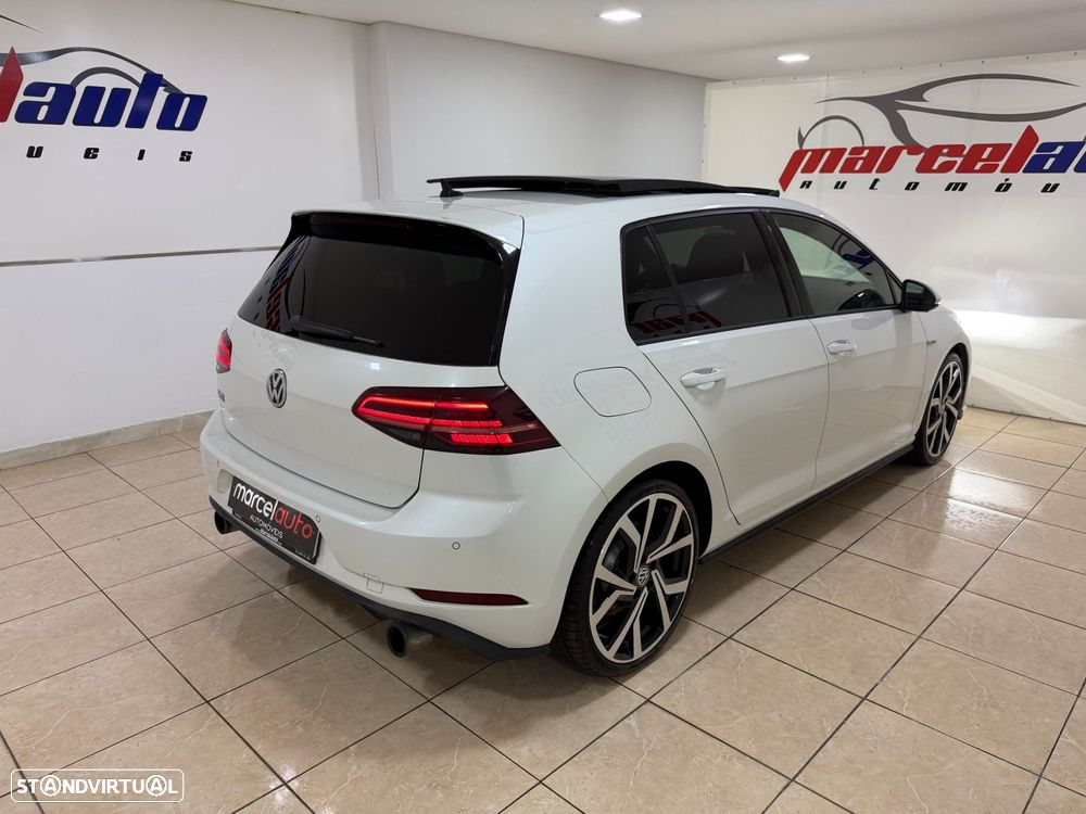 VW Golf 2.0 TSi GTi DSG Performance - 21