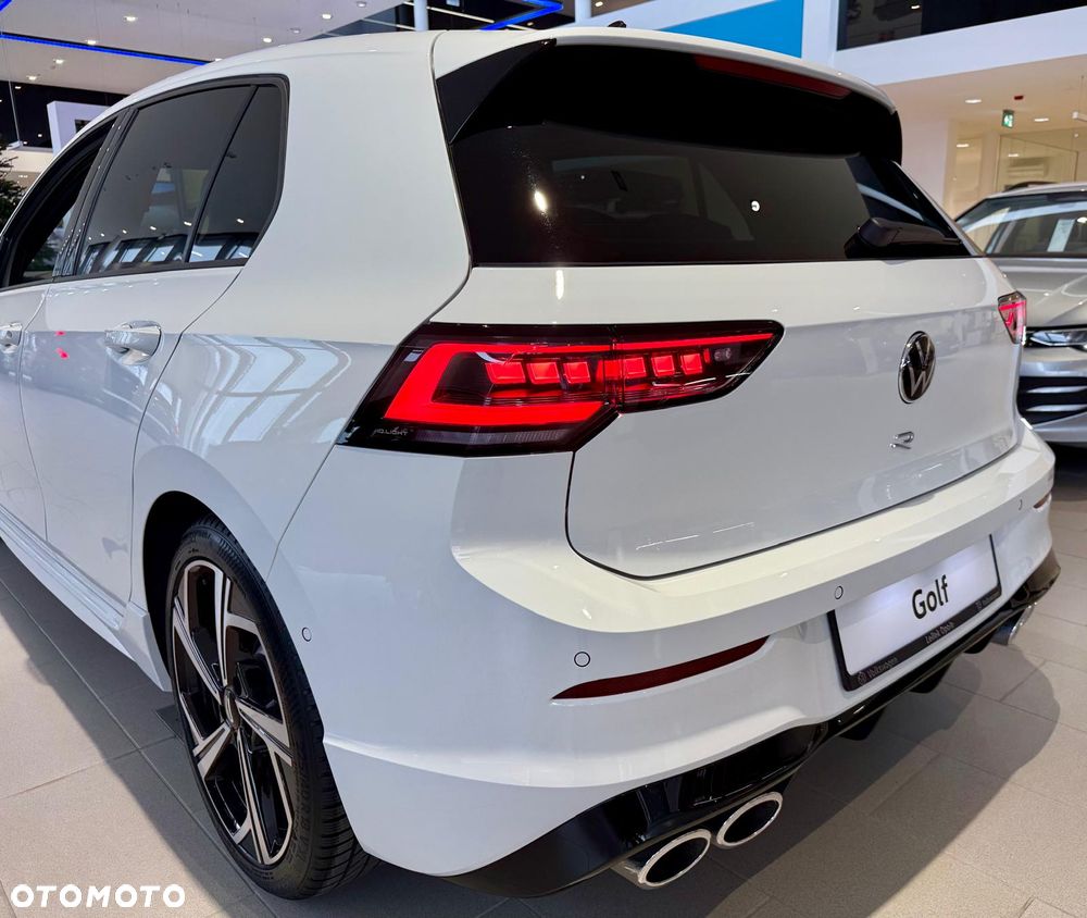 Volkswagen Golf 2.0 TSI 4Motion R DSG - 10