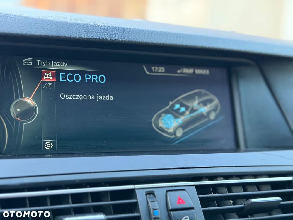 BMW Seria 5 520d - 37