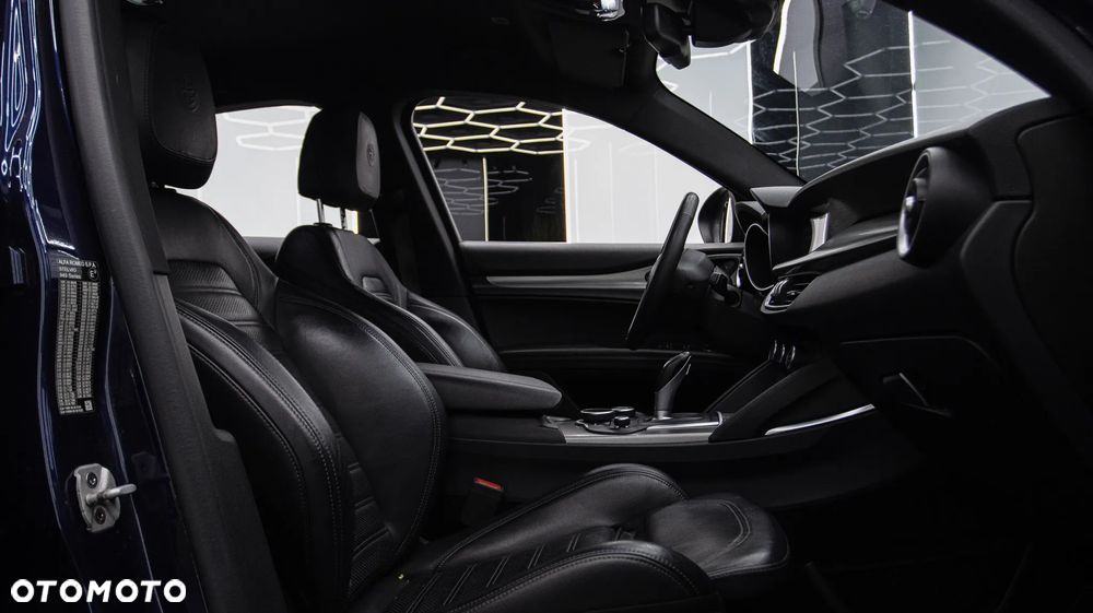 Alfa Romeo Stelvio 2.0 Turbo Executive Q4 - 20