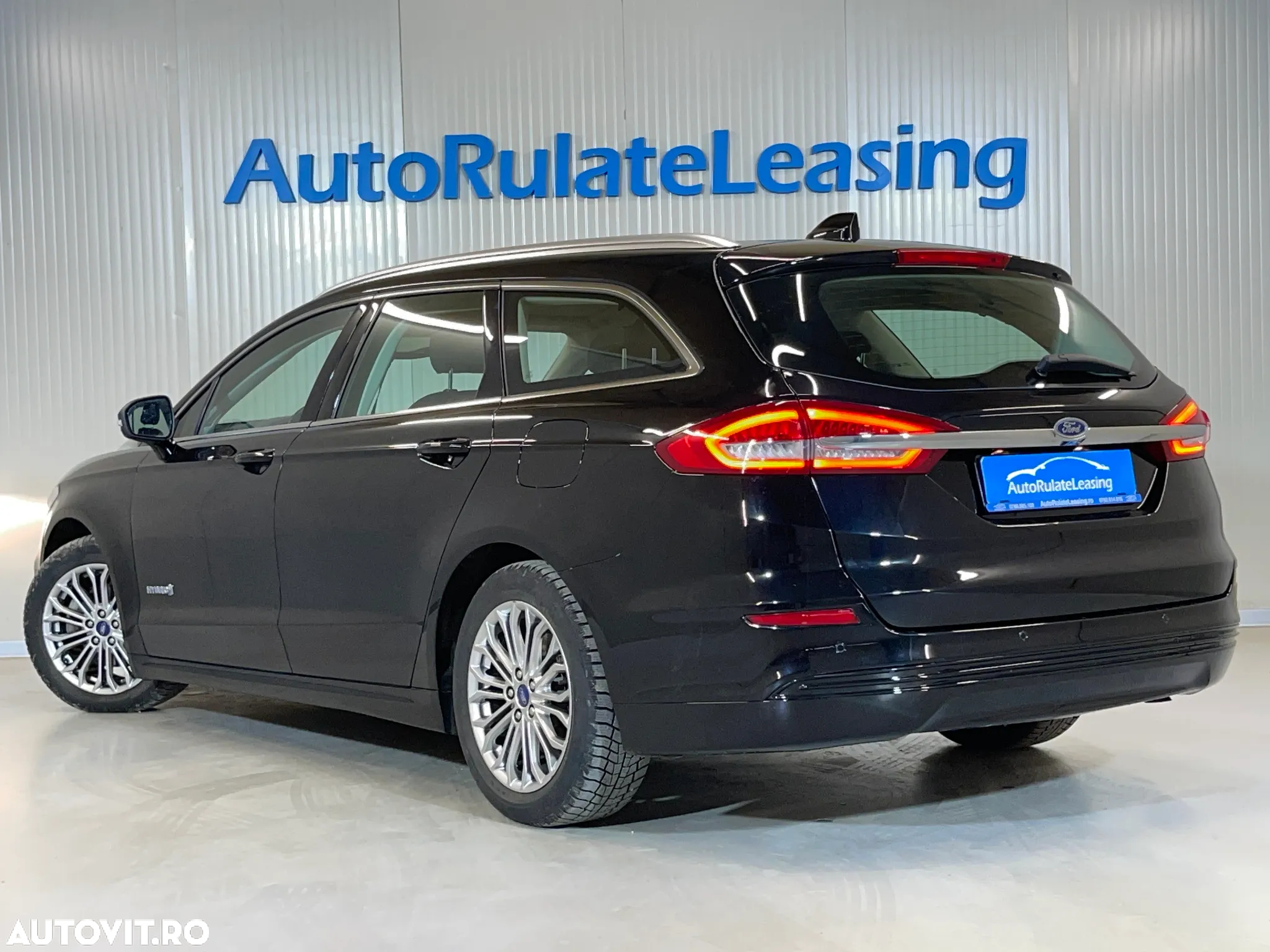 Ford Mondeo 2.0 HEV Titanium - 4