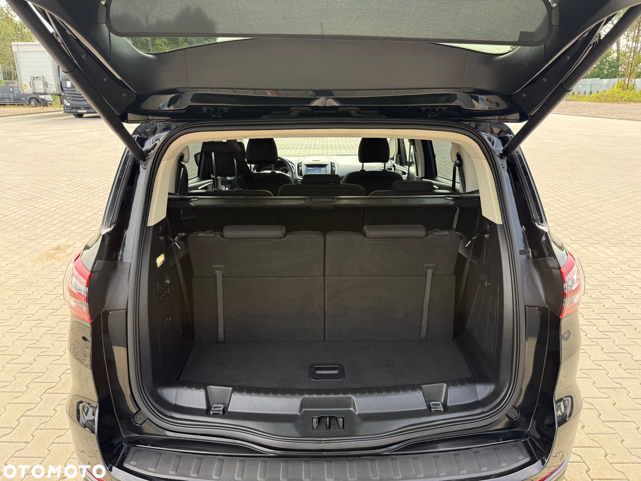 Ford S-Max 2.0 EcoBlue Titanium - 12