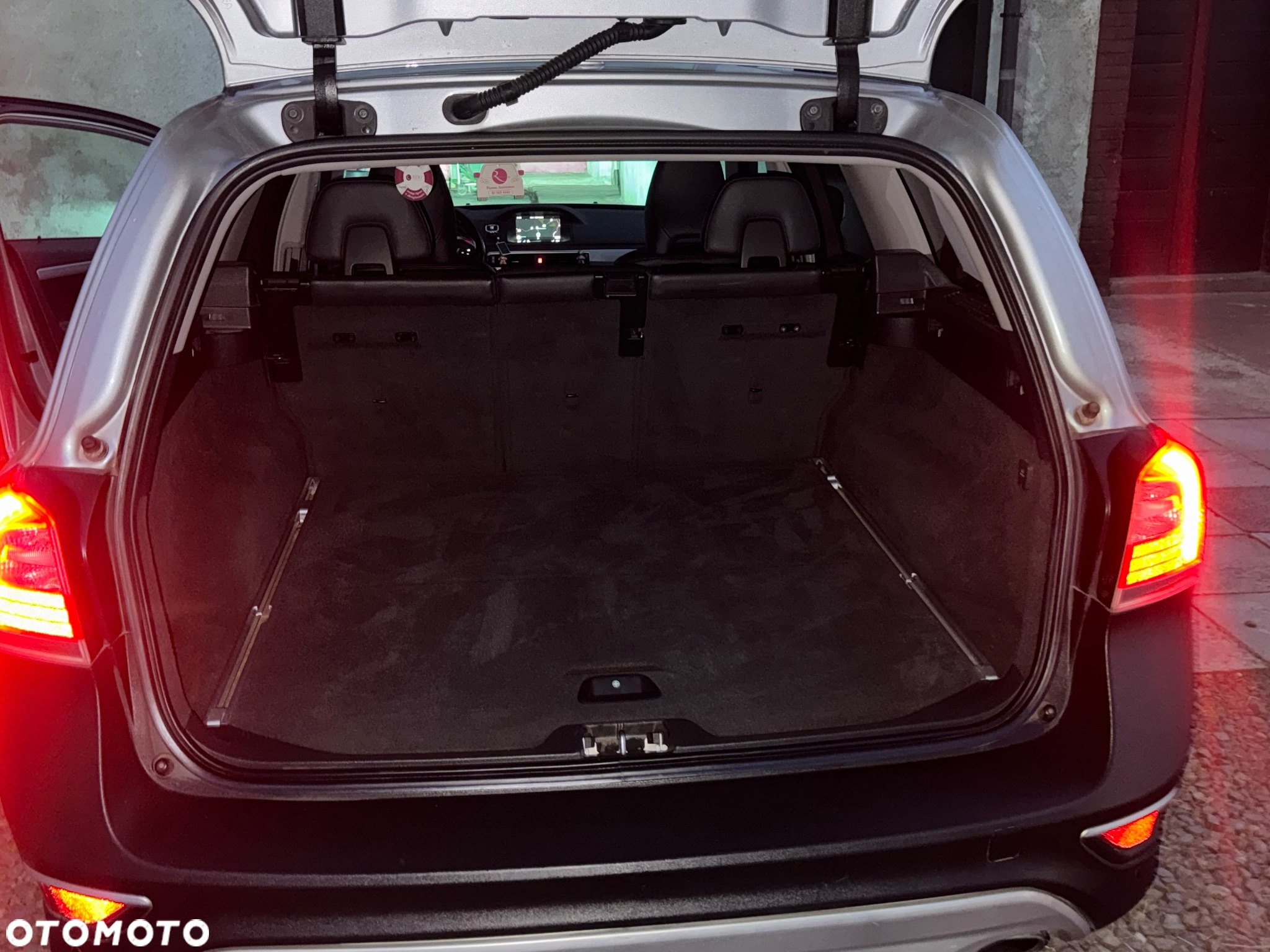 Volvo XC 70 - 26