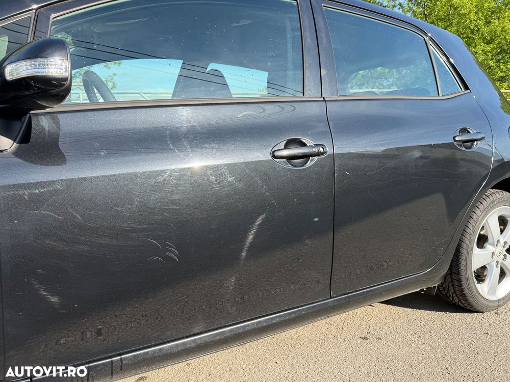 Toyota Auris - 3