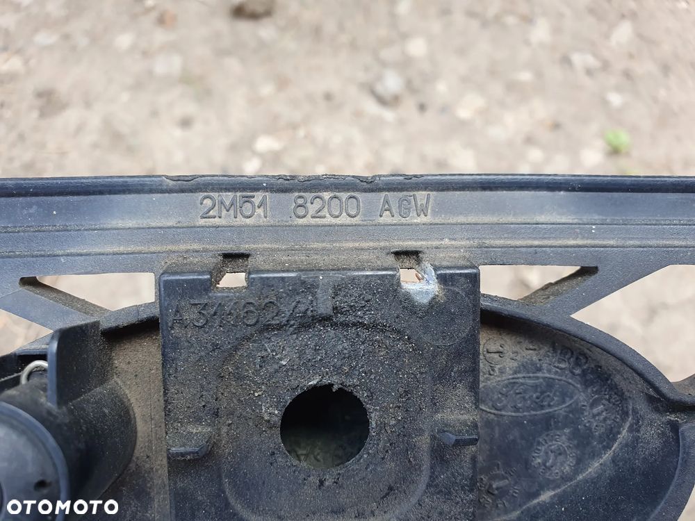FORD FOCUS I MK1 GRILL PRZEDNIA ATRAPA PRZÓD EMBLEMAT 2M51-8200-AGW - 6