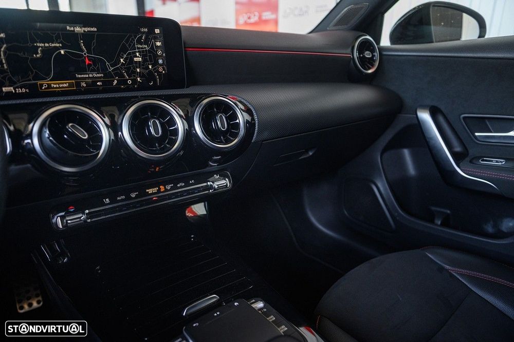 Mercedes-Benz A 180 d AMG Line Aut. - 35