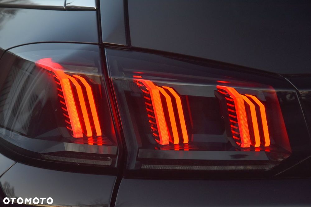 Peugeot 5008 1.6 PureTech GT S&S EAT8 - 20