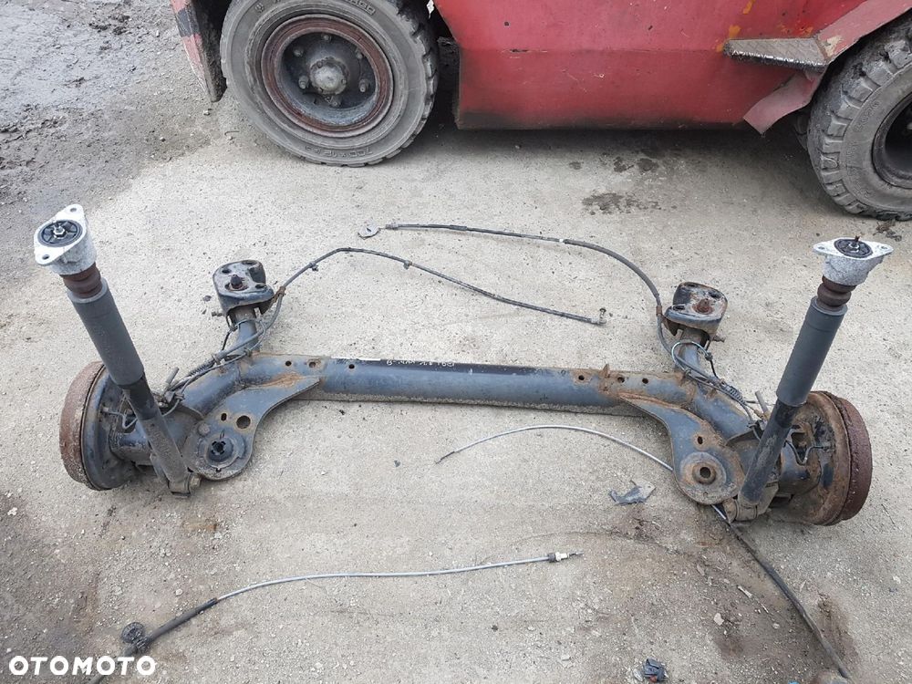 FORD B-MAX 12- BELKA ZAWIESZENIA TYŁ - 2