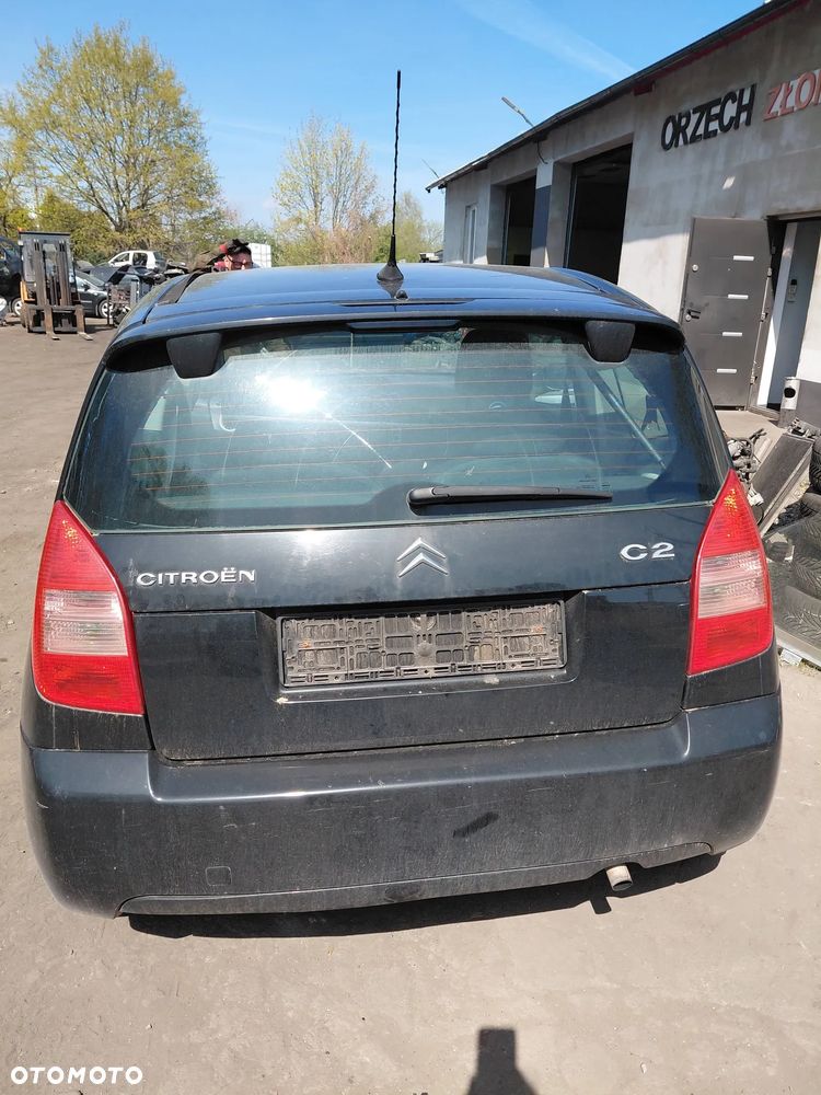 Części- Citroen c2 Rok 2004 Pojemność 1360 Moc 54 kw Benzyna - 6