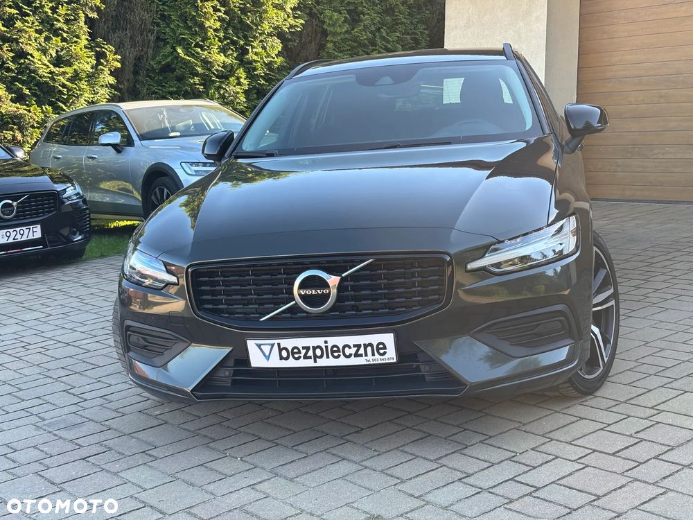 Volvo V60 B3 B DKG Momentum Pro - 4