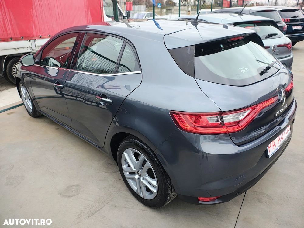 Renault Megane BLUE dCi 115 BUSINESS EDITION - 4