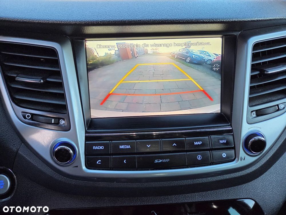 Hyundai Tucson blue 1.7 CRDi 2WD DCT Premium - 24