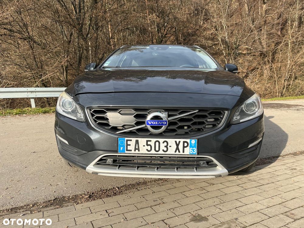 Volvo V60 Cross Country D4 AWD Geartronic Summum - 9