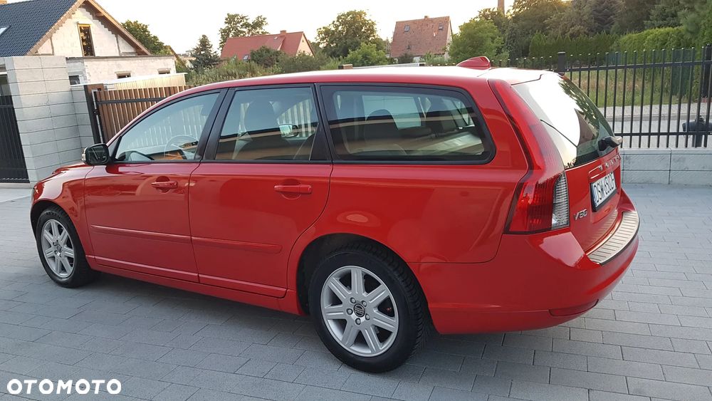Volvo V40 - 22