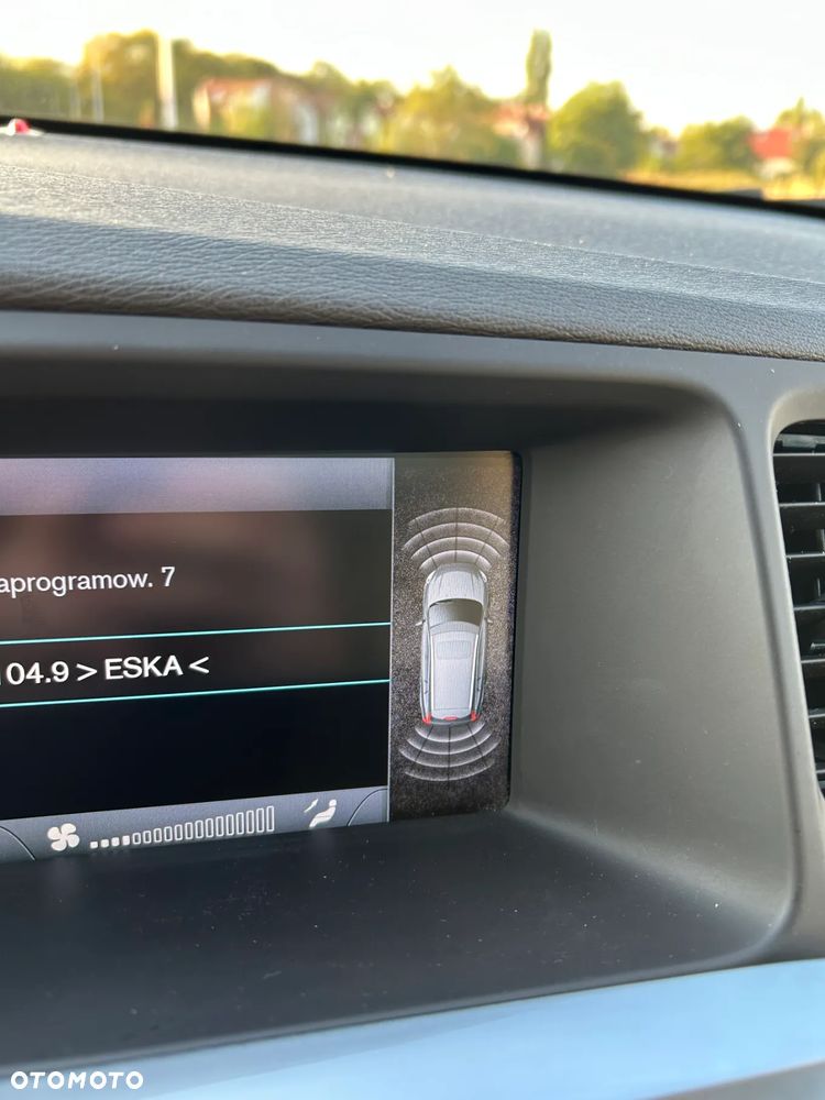 Volvo V60 D5 Summum - 28