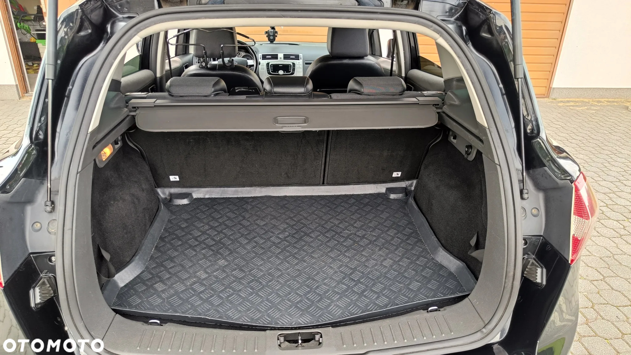 Ford Kuga 2.0 TDCi 4x4 Titanium - 11