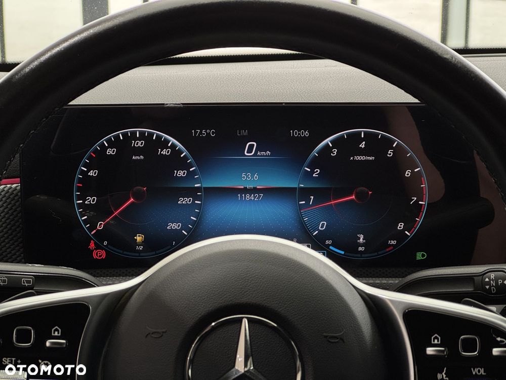 Mercedes-Benz CLA - 16