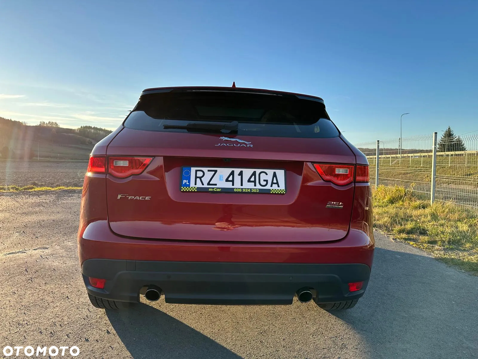 Jaguar F-Pace 25t AWD Prestige - 7