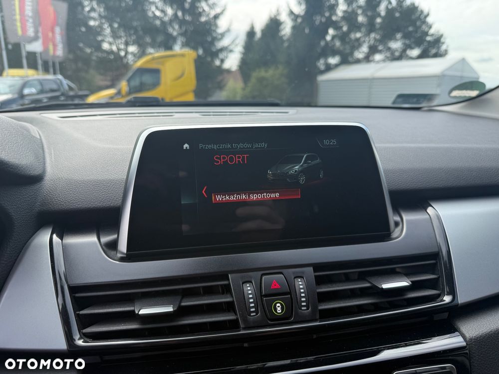 BMW Seria 2 218d GT Sport Line - 27