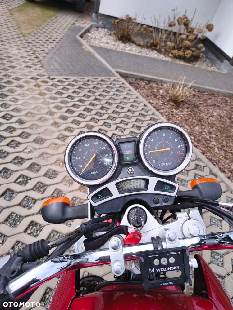 Yamaha YBR - 6