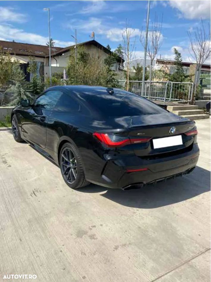 BMW M4 M440i xDrive - 5