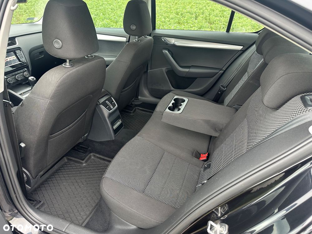 Skoda Octavia 1.6 TDI Ambition - 29