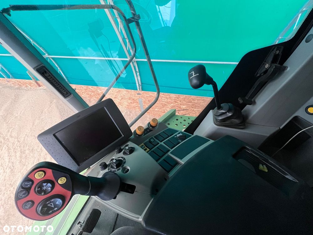 Claas Tucano 320 - 15