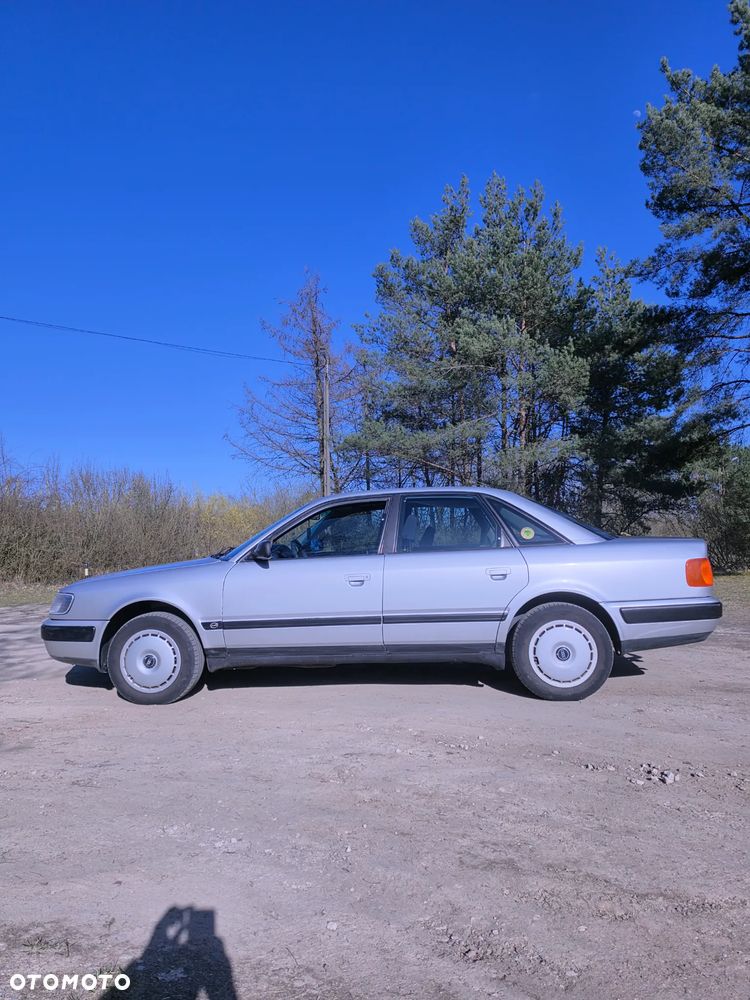 Audi 100 - 2