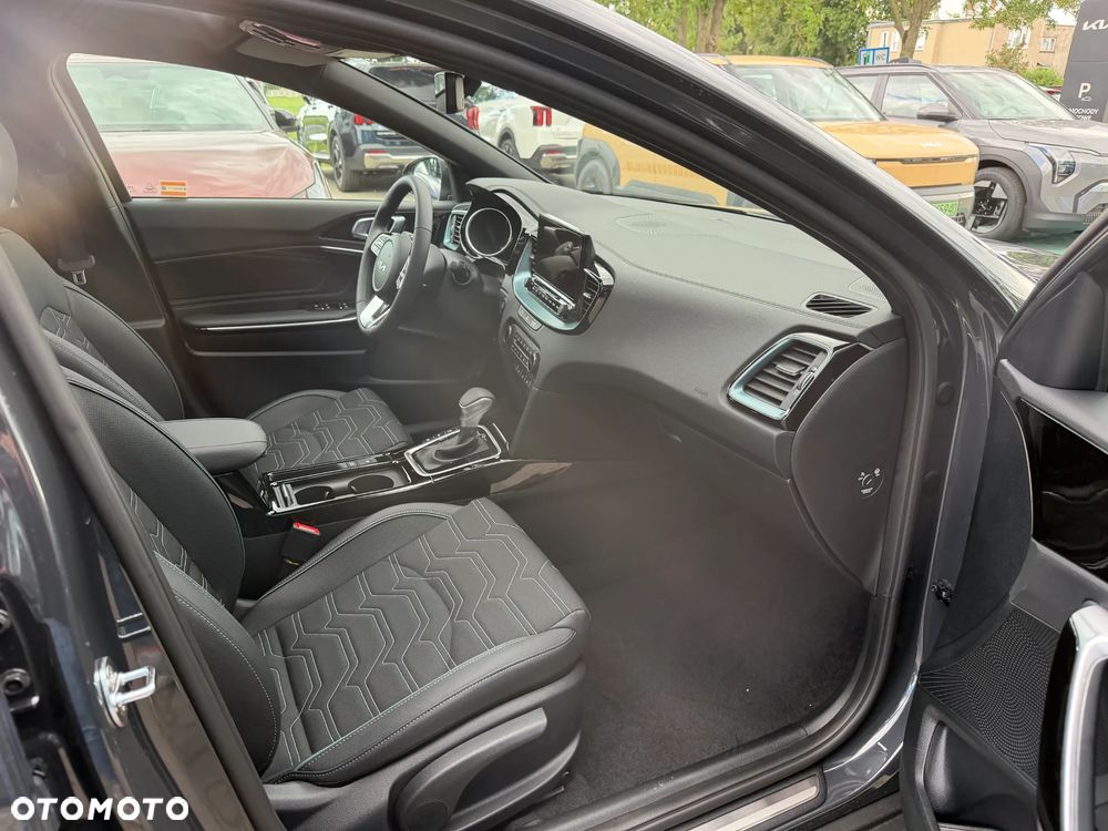 Kia XCeed 1.6 T-GDI Tribute DCT - 13