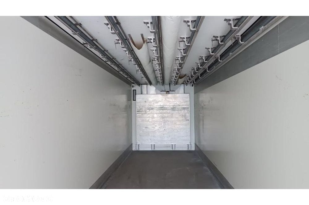 Schmitz Cargobull Trailer Reefer Meat Rail Straight - 14