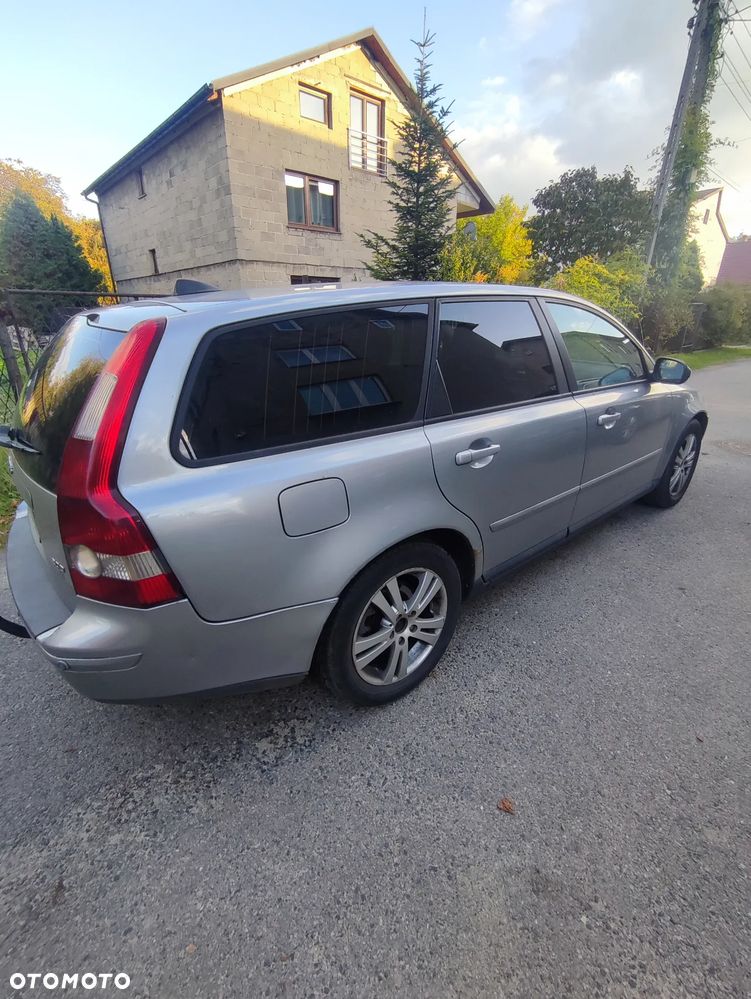 Volvo V50 - 9