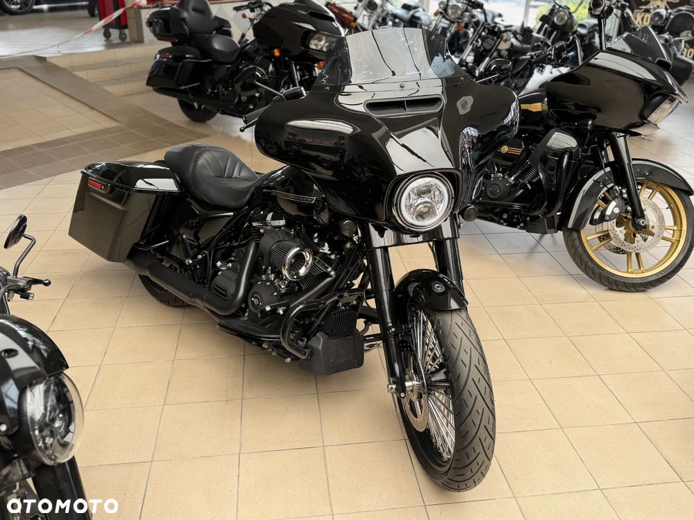 Harley-Davidson Touring Street Glide - 5