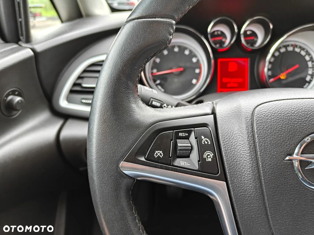 Opel Astra 1.4 Turbo Active - 26