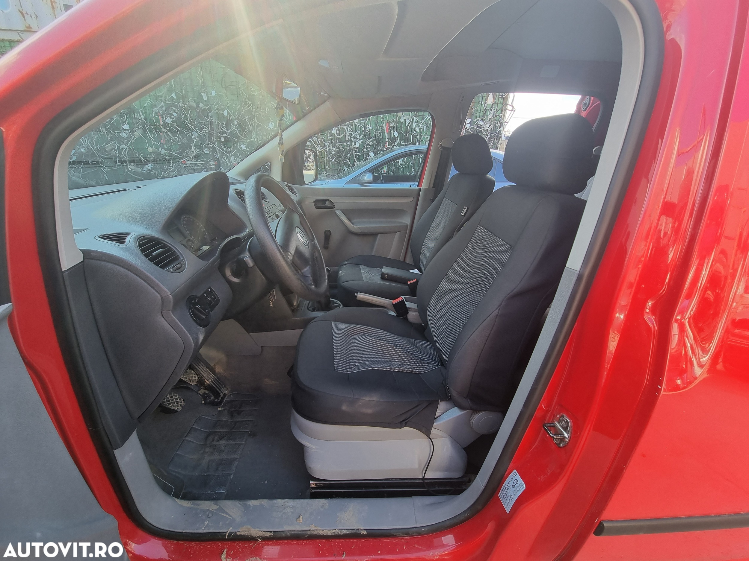 Dezmembrari  VW CADDY 3  2004  > 0000 2.0 SDI Motorina - 9
