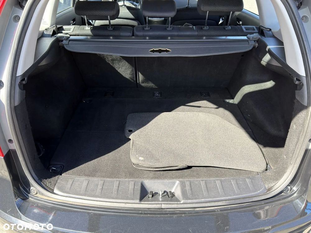 Hyundai i30 1.6 Comfort EU5 - 13