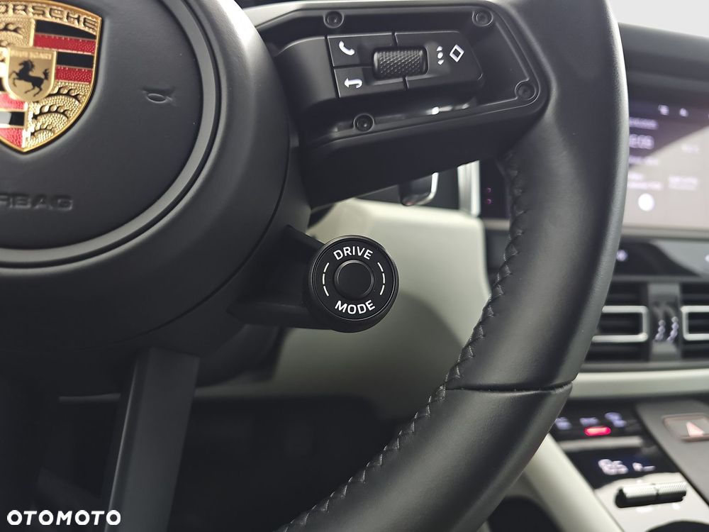 Porsche Macan Standard - 19