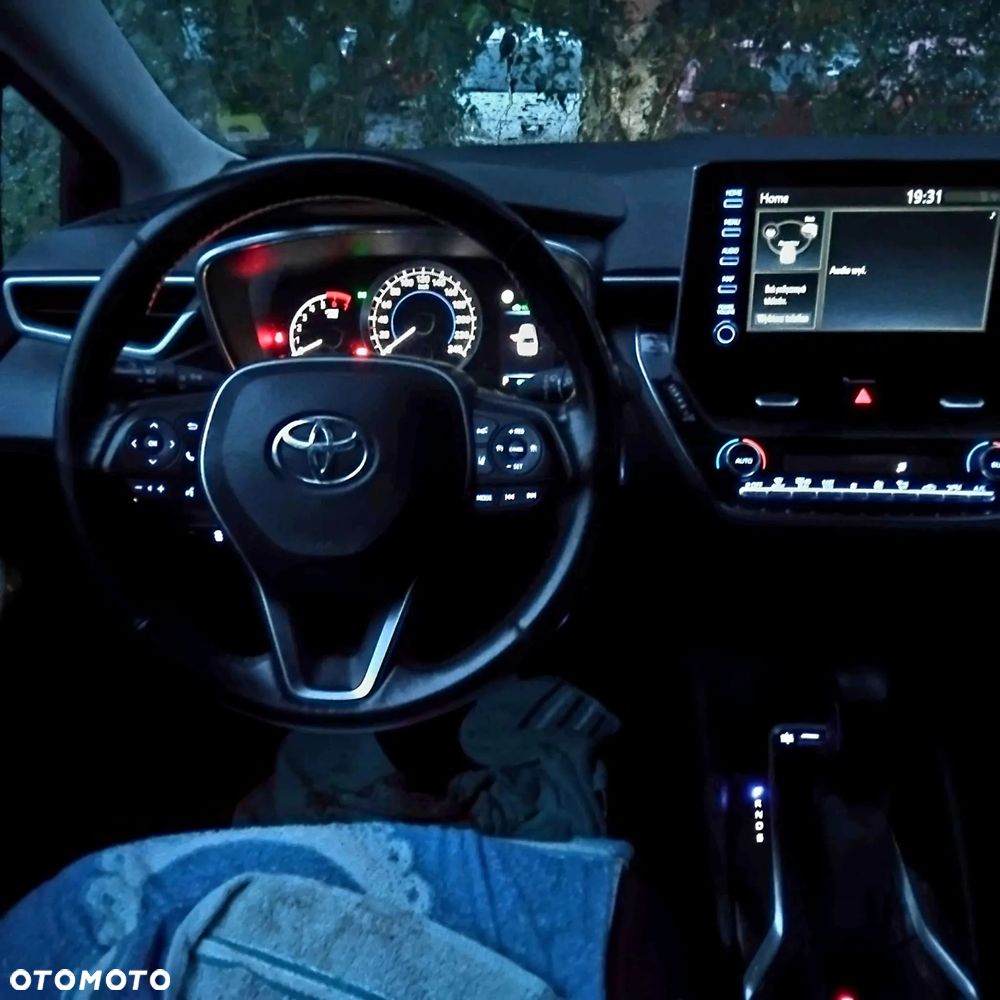 Toyota Corolla 1.8 Hybrid Comfort - 7