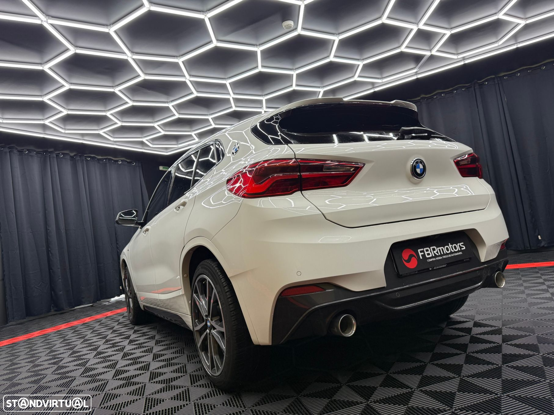 BMW X2 18 d xDrive Auto Pack M - 11