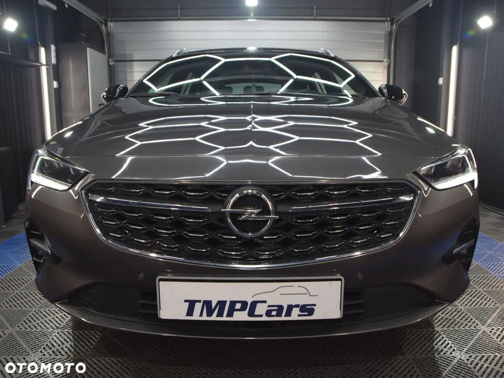 Opel Insignia - 10