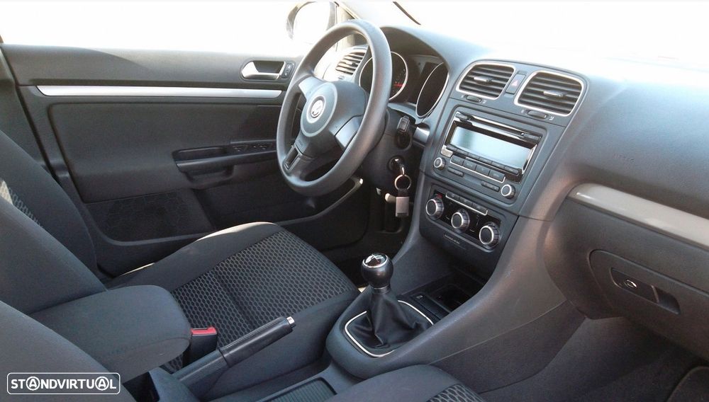 VW Golf Variant 1.6 TDi Confortline - 5