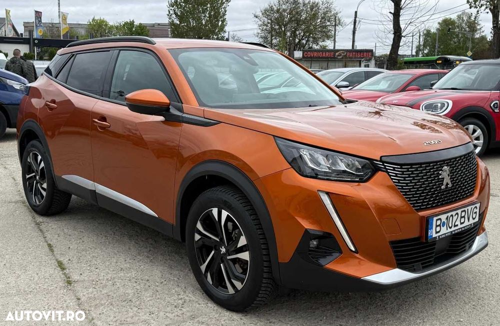 Peugeot 2008 1.5 BlueHDI 130 S&S EAT8 Allure - 13