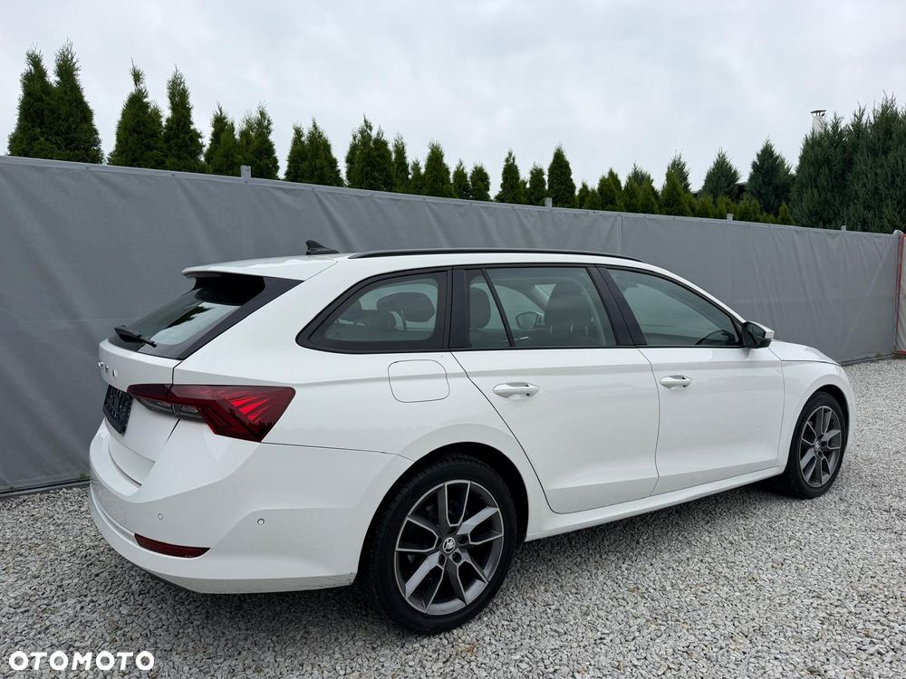 Skoda Octavia 2.0 TDI DSG Edition - 6