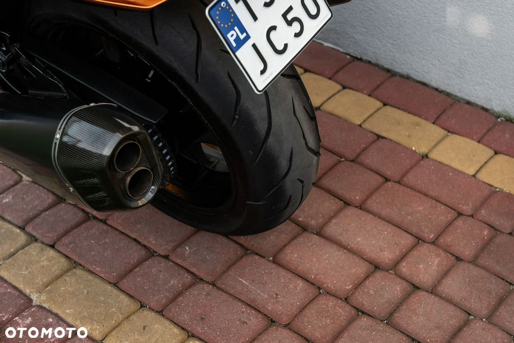 Suzuki Hayabusa - 9