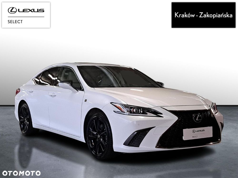 Lexus ES 300h F Sport Design - 8