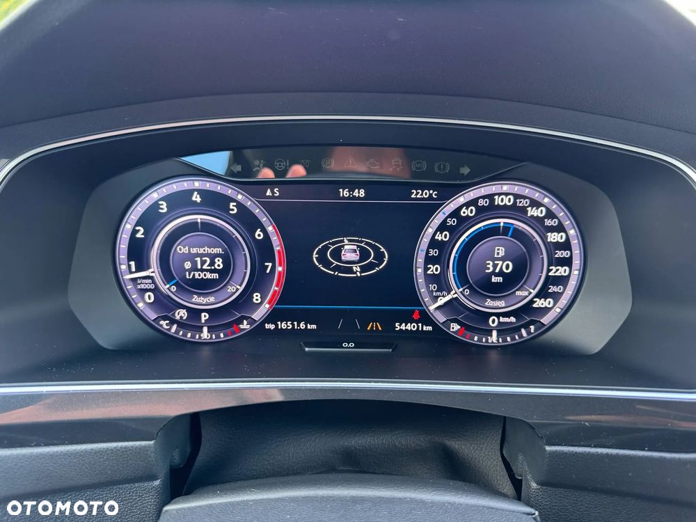 Volkswagen Tiguan - 12