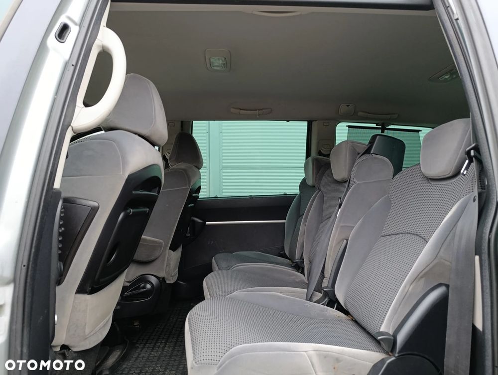 Peugeot 807 HDi 135 Family - 16
