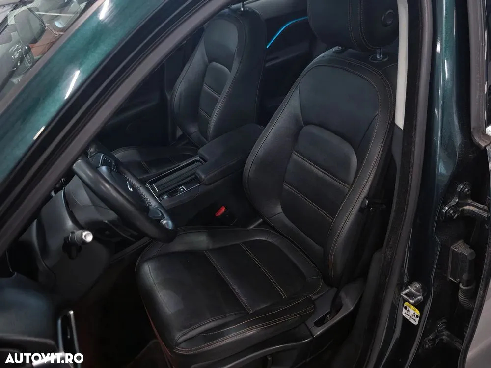 Jaguar F-Pace 20d AWD Aut. Prestige - 11