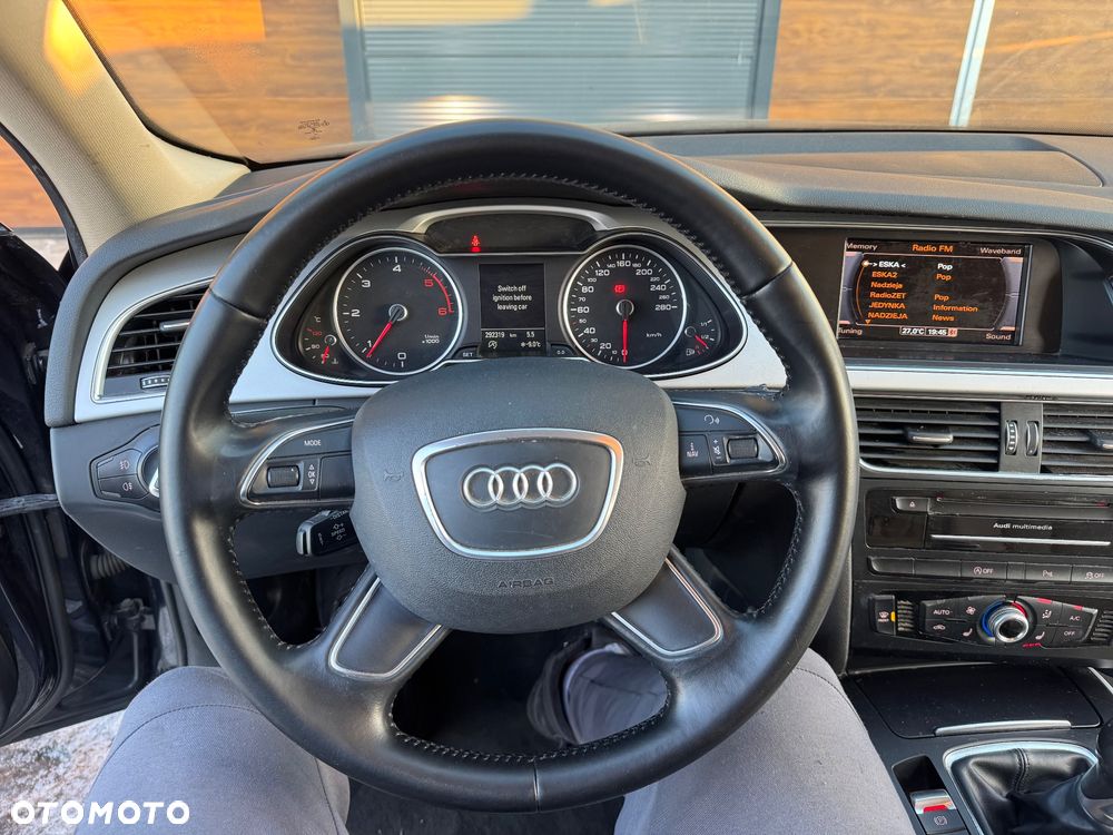 Audi A4 Avant 2.0 TDI DPF Ambition - 11