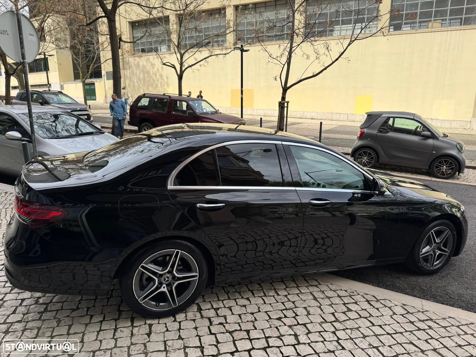 Mercedes-Benz E 220 d AMG Line - 11