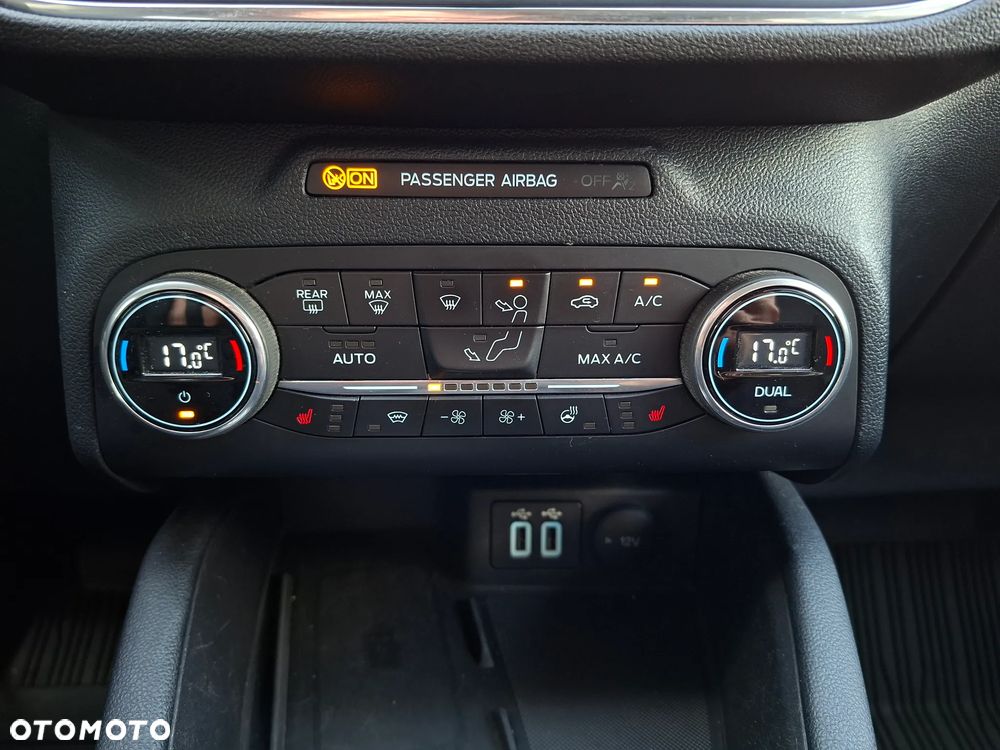 Ford Kuga 2.5 FHEV AWD Titanium X - 20